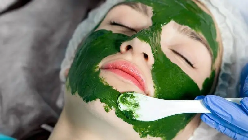 Keindahan dari Dalam, Manfaat Masker Spirulina untuk Kulit Sehat dan Berseri