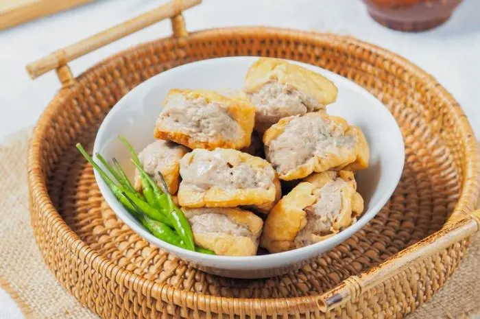 10 Makanan Khas Bandung Kekinian yang Terkenal Enak