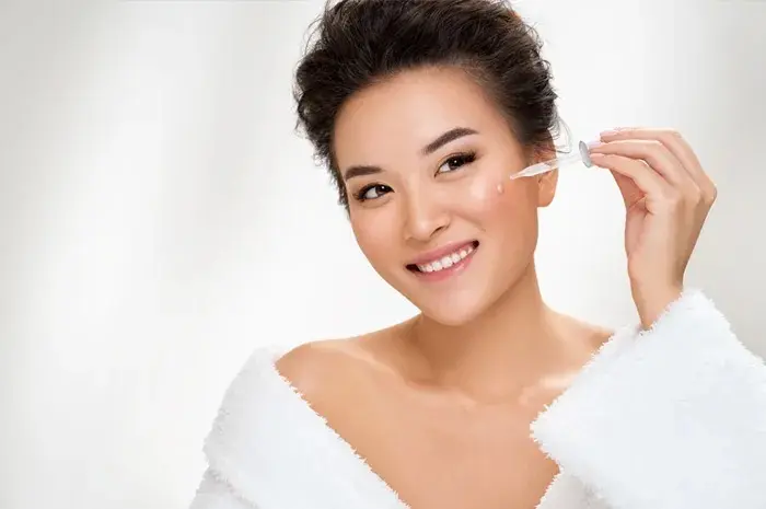 10 Kandungan Skincare Untuk Jerawat yang Efektif dan Ampuh