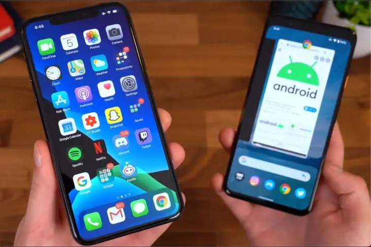 Ekosistem & Integrasi: Mana yang Lebih Terhubung?